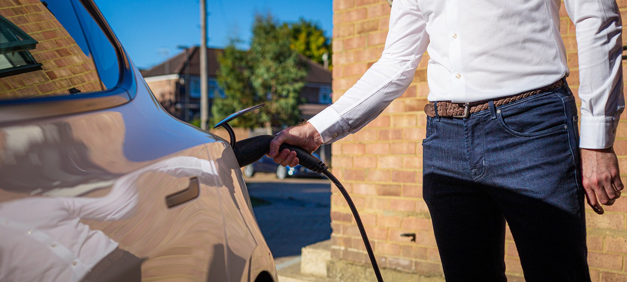 EV drivers could face £1,000 replacement fee by failing to use solar compatible charger