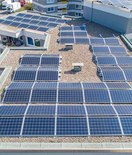 What Factors Reduce the Performance of Commercial Solar Panels