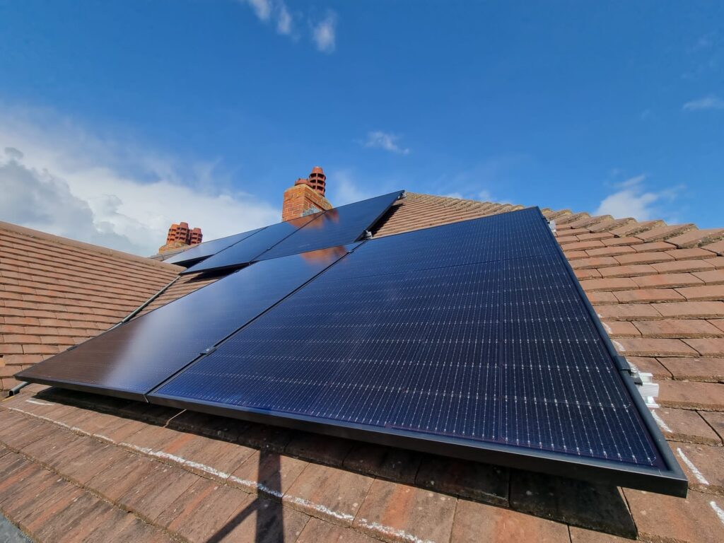 Professional Solar Panel Installer