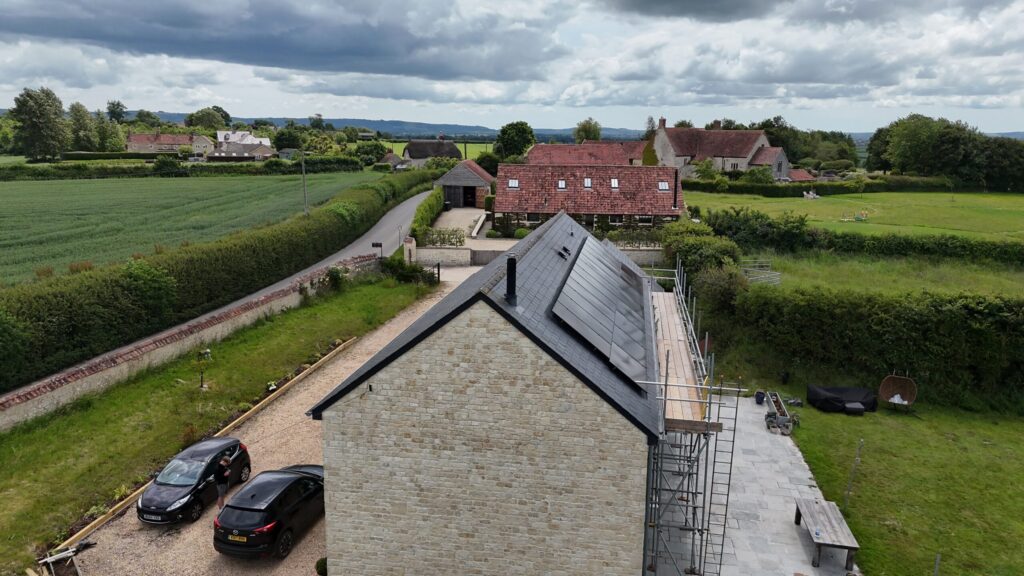 How Much CO₂ Can the Average UK Home Cut with Solar?