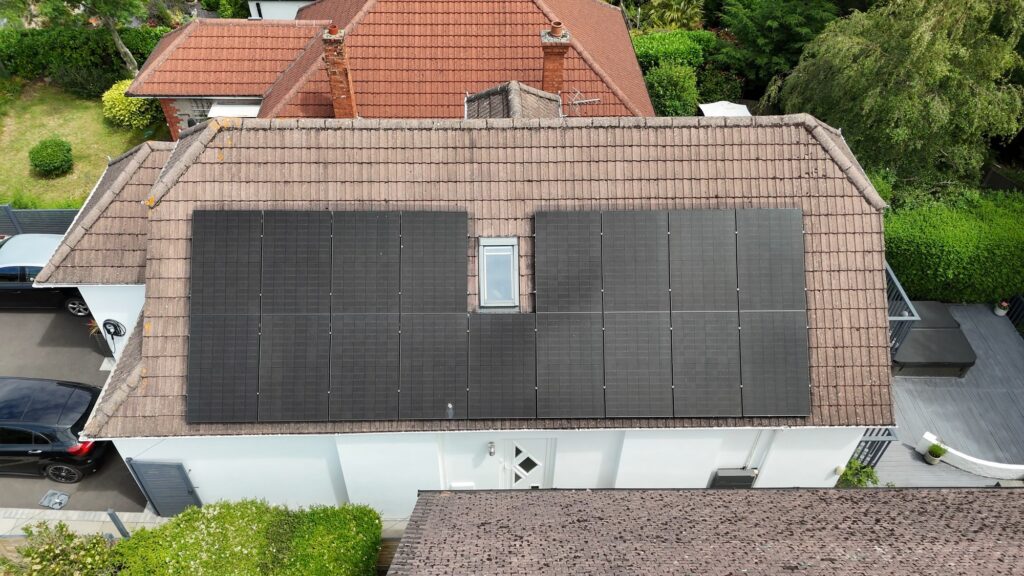 Solar Panels & Battery Storage in Poole